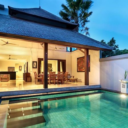 Villa Lalang Temu Jimbaran Kültér fotó