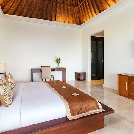 Villa Lalang Temu Jimbaran Kültér fotó